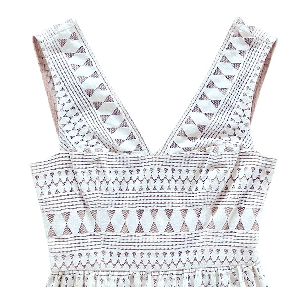 NWT ($268) BCBG Off White Lace Camielle Mini Dress 0 - Picture 5 of 13